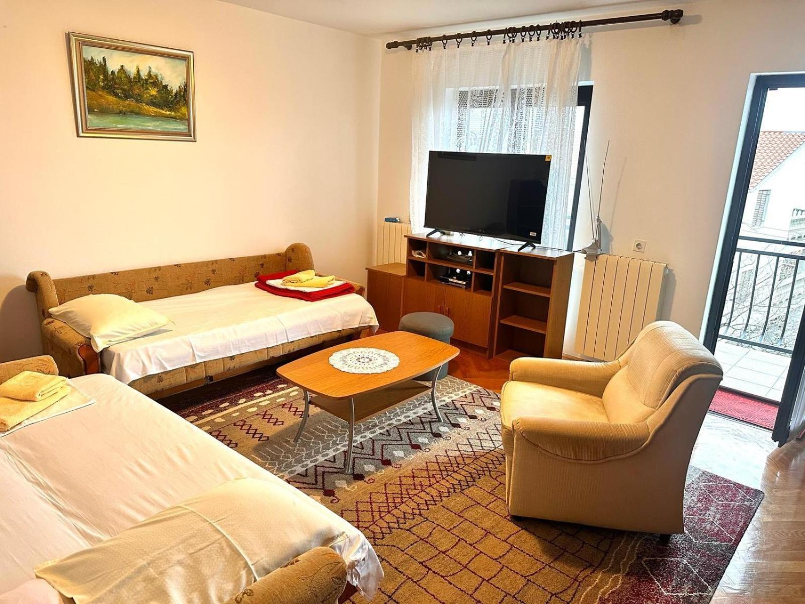 Apartments With A Parking Space Novi Vinodolski - 5514 Bilik gambar